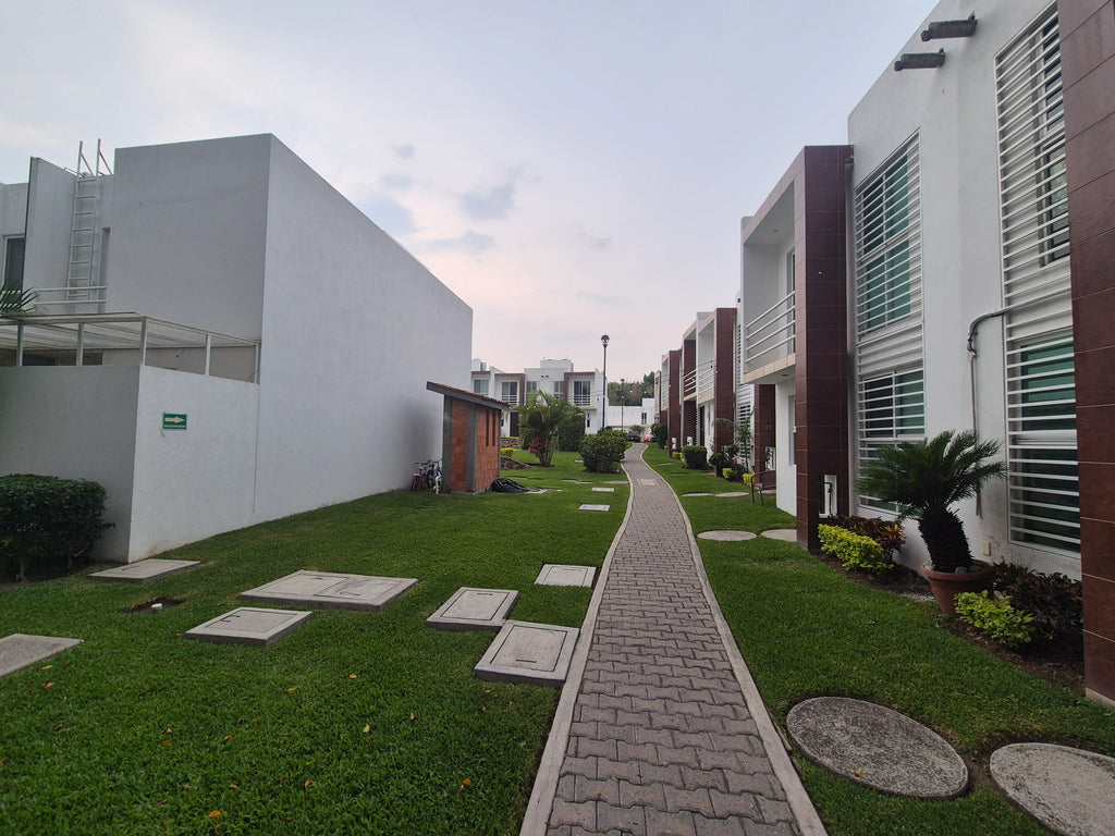 Casa en Venta · Brisas del Mar, Jiutepec — 3 Recámaras con A/C Inverter