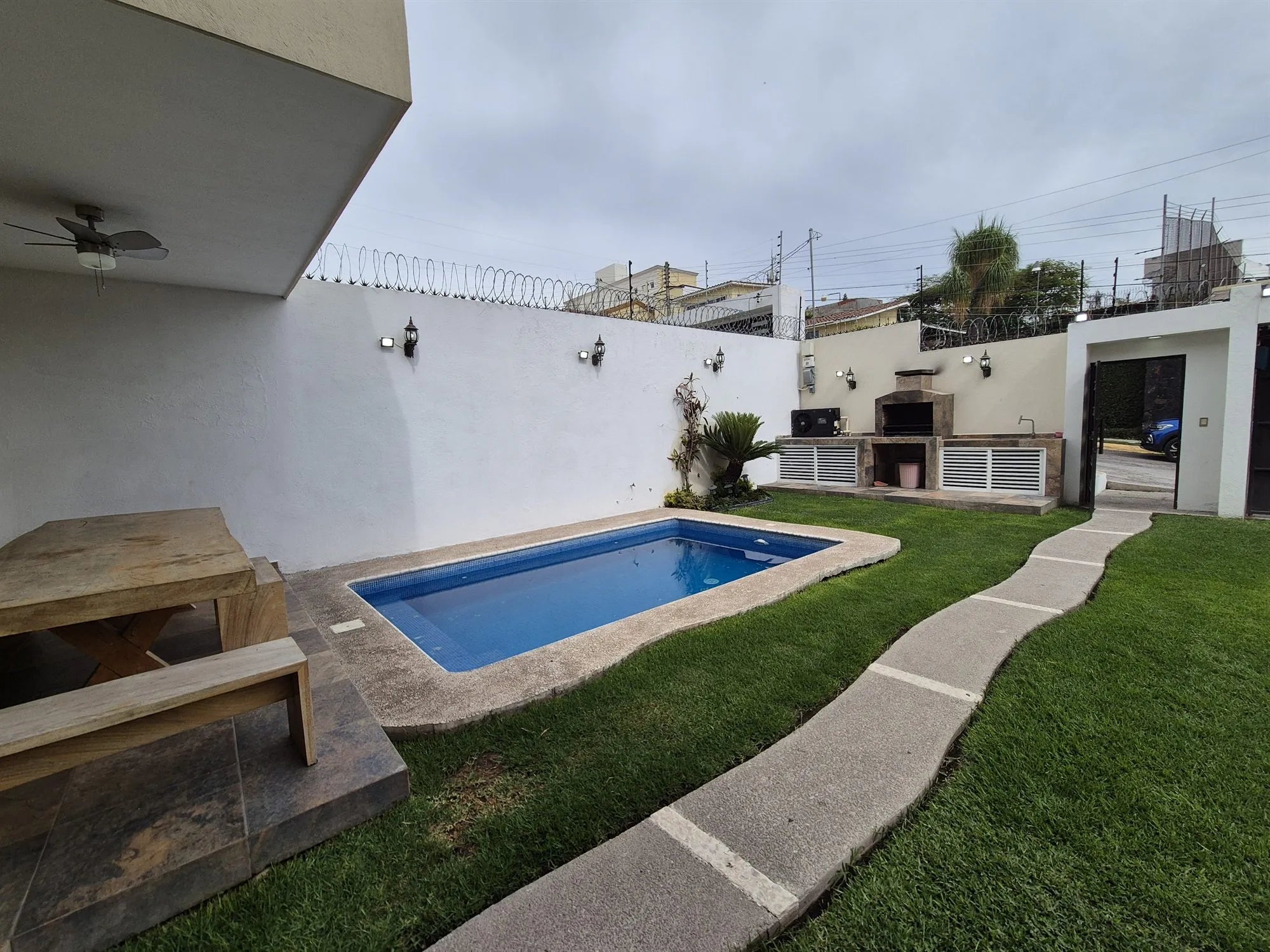 CASA NANCY BURGOS