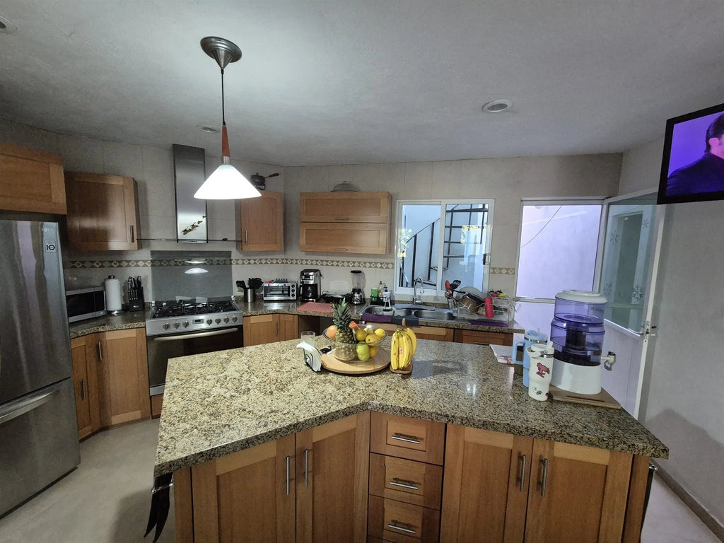 CASA TERE CROSWELL