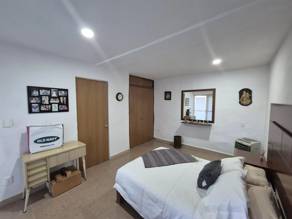 CASA TERE CROSWELL
